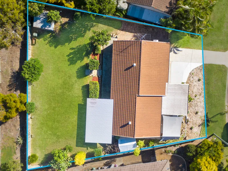 Location with side access