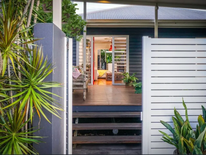 INNER CITY LIVING- EXECUTIVE STYLE