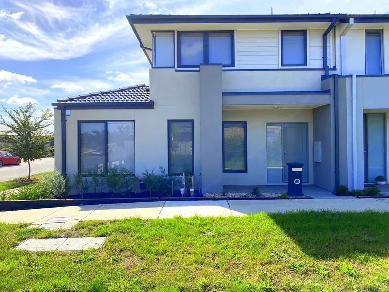 Prestigious & Peaceful Living - Waratah Estate