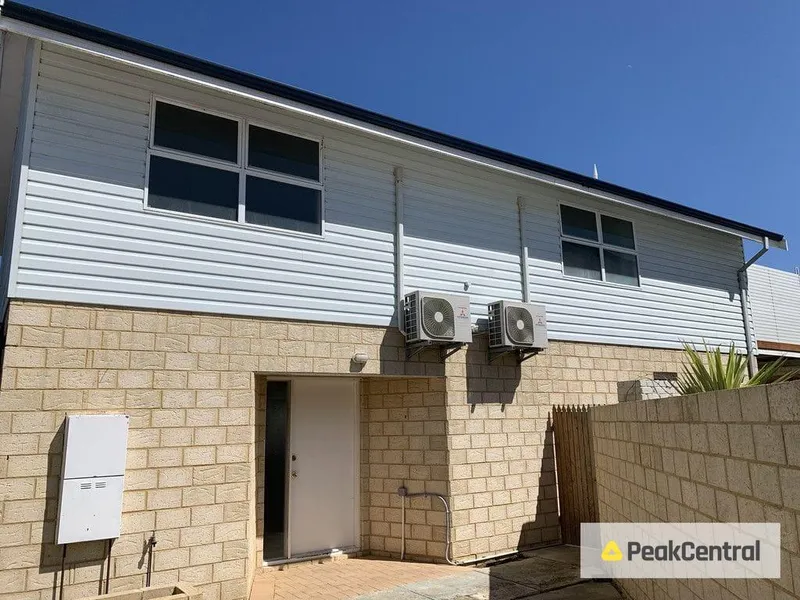 Spacious 4-Bedroom 1-Bathroom Home in Hamilton Hill