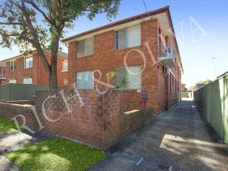 Spacious One Bedroom Apartment! - REGISTER TO INSPECT TUESDAY NIGHT 13/04 OR CONTACT AGENT