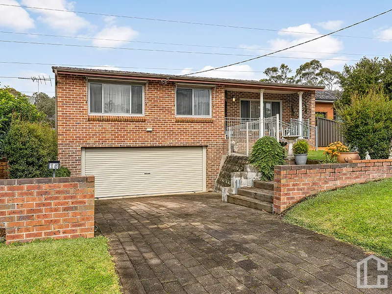 Family Home Full of Features!