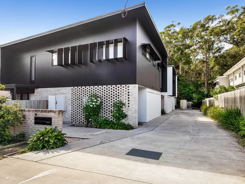 Modern Contemporary Townhouse