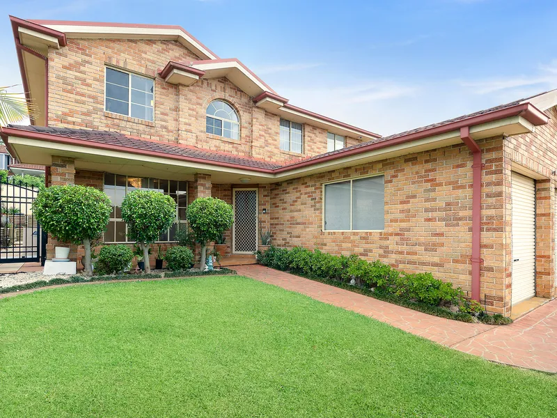 Quality family residence of impressive proportions