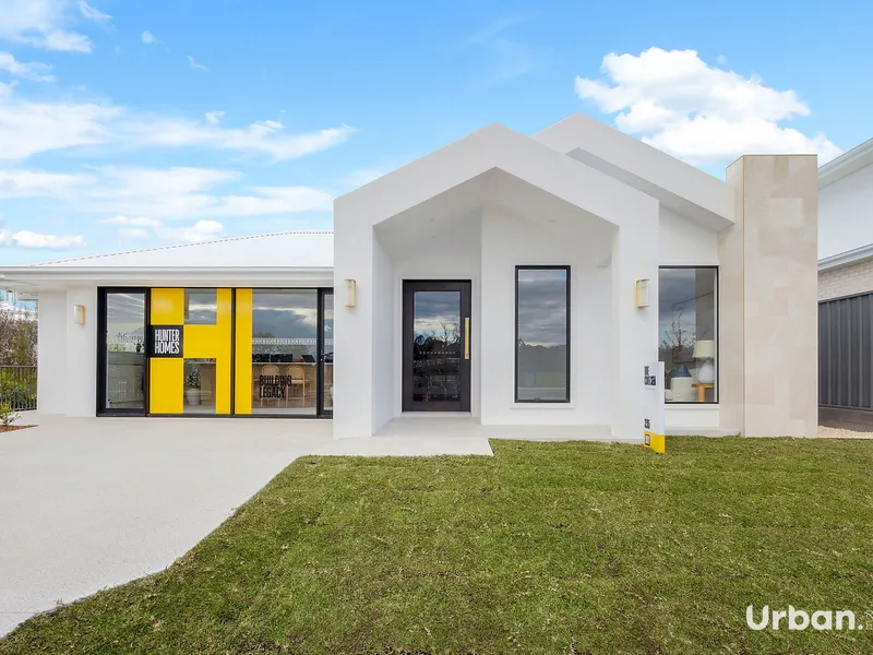 Investors' Gold Mine! 2 YEARS GUARANTEED LEASEBACK + 2 x 6-MONTHS OPTIONS TO EXTEND!