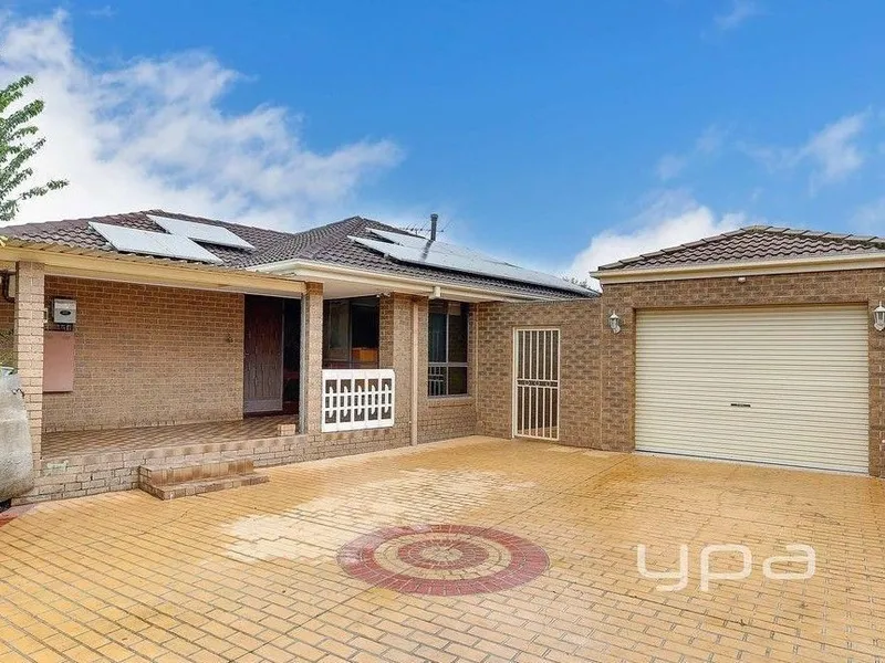 CLOSE TO ALL AMENITIES!