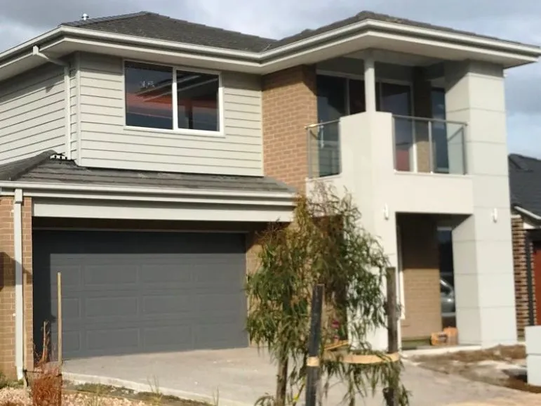 TWO STOREY, 4 BEDROOMS IN POPULAR ESTATE