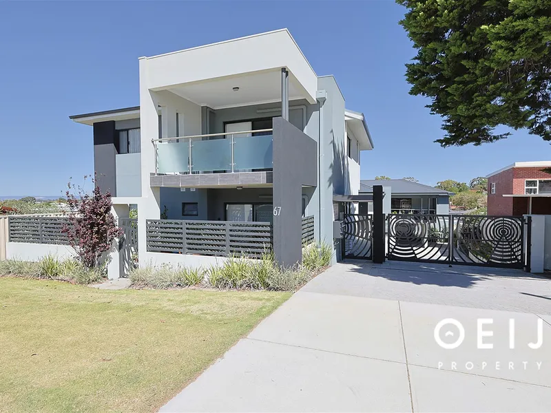 SECURE TOP FLOOR APARTMENT