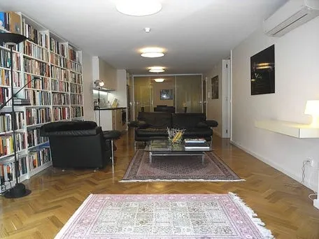 Large two-bedroom at the Paris end of the city...