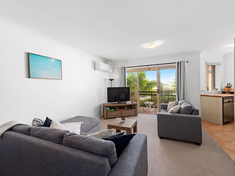 Spacious Mermaid Beach one-bedder for the savvy investor