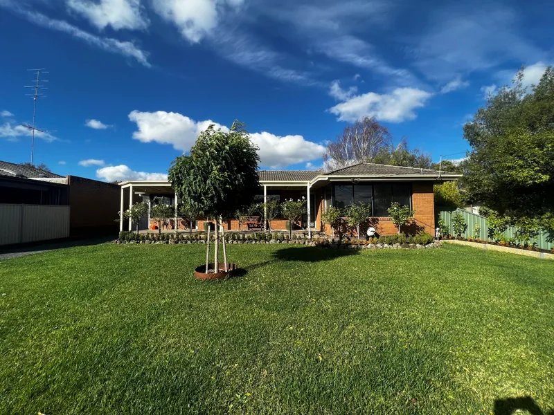 Beautifully Renovated 3 Bedroom Home in Delacombe!