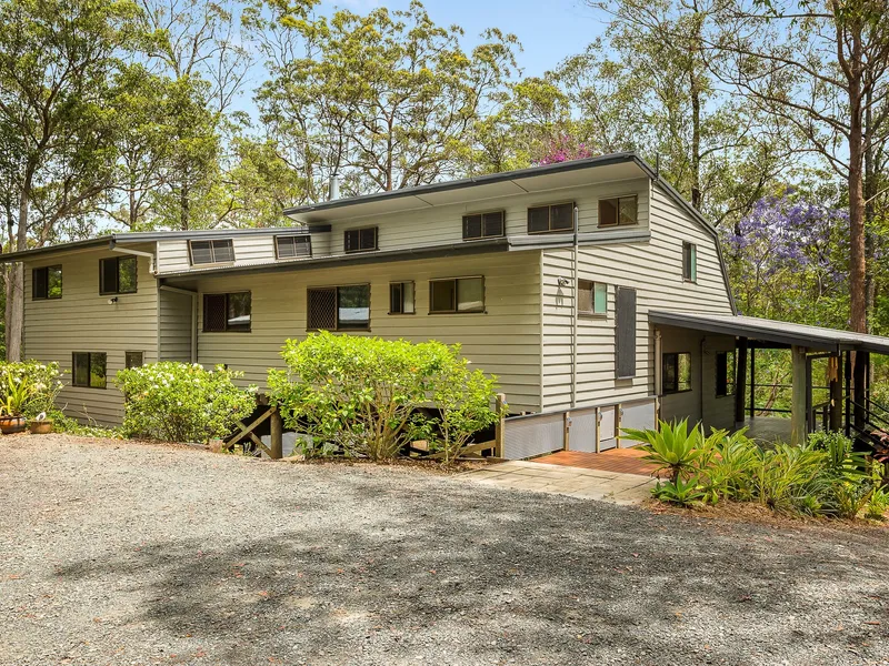Secluded family oasis in beautiful bush setting