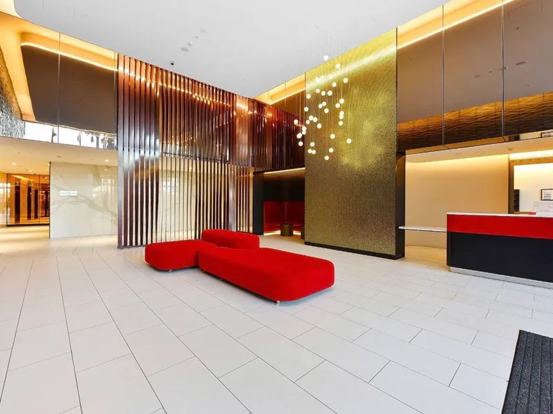 Spacious 1 bedroom apartment with high quality finishes, in best location 