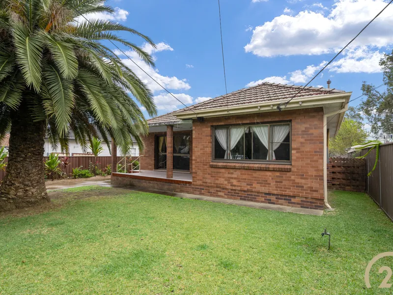 R4 ZONING - DECEASED ESTATE - ONCE IN A LIFETIME OPPORTUNITY