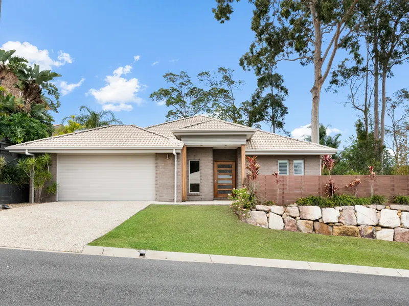 Modern Easy Lowset Living