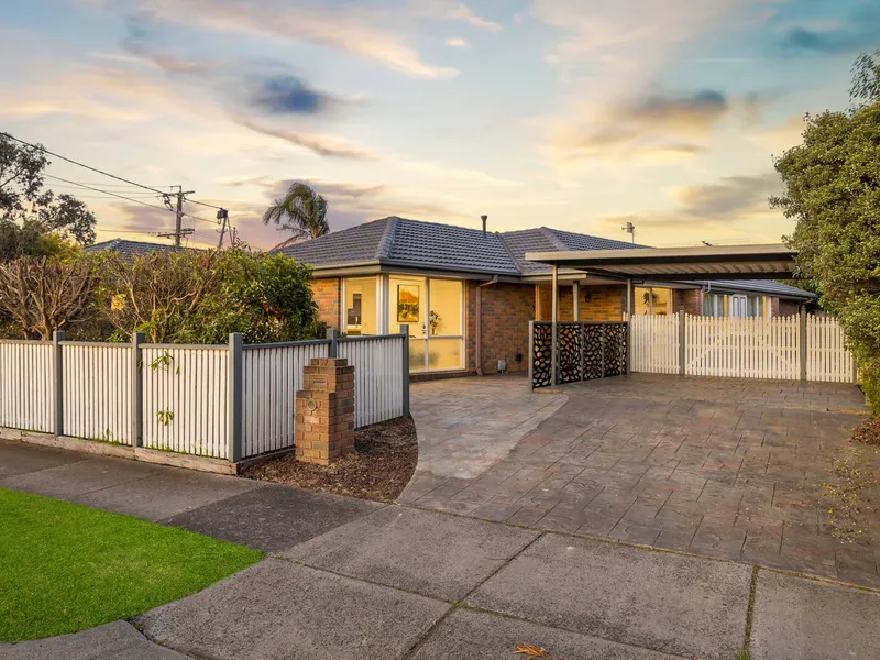 Perfect Polish & Park Views!