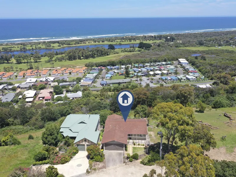 Million Dollar Views - House a Bonus!