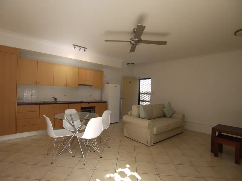 FULLY FURNISHED - WALK TO THE STRAND - BREAK LEASE