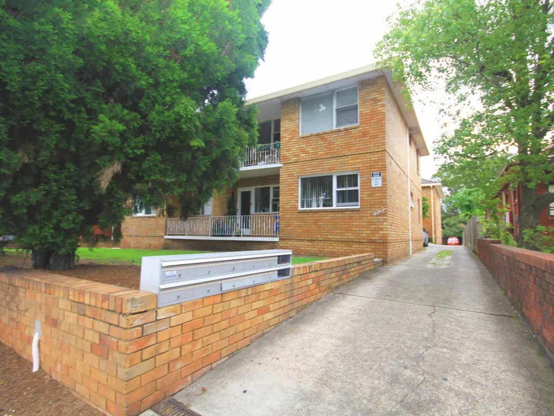 Captivating Two Bedroom Apartment