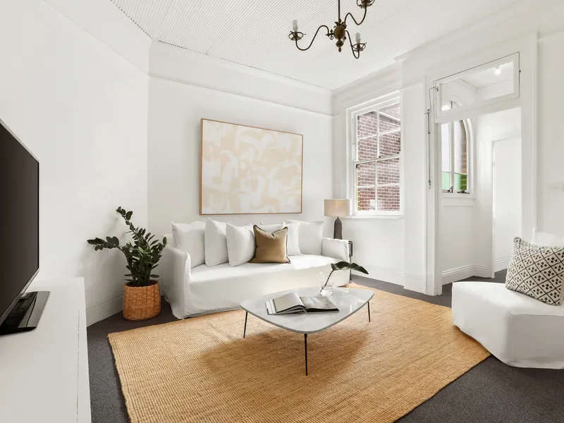 Terrace Style Apartment In The Heart Of The City