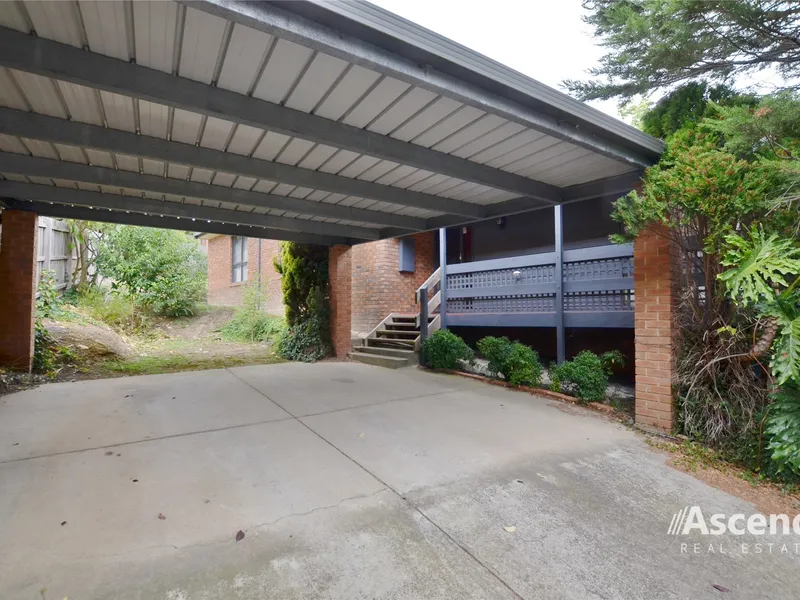 4 Bedroom Home at a superme location.