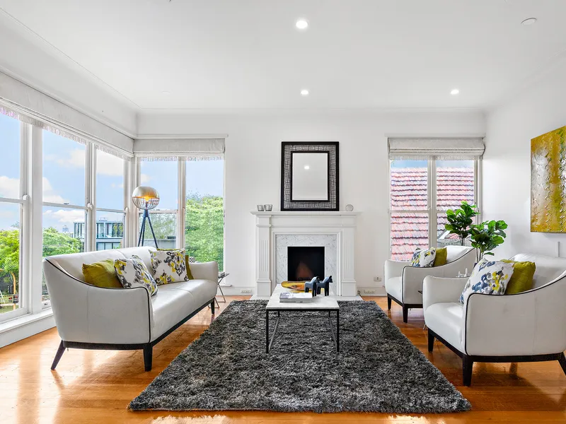 Elegant Sophistication on the Top Floor
