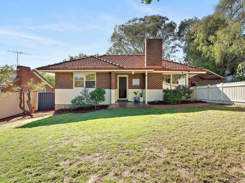 Beautiful Coolbellup Cottage