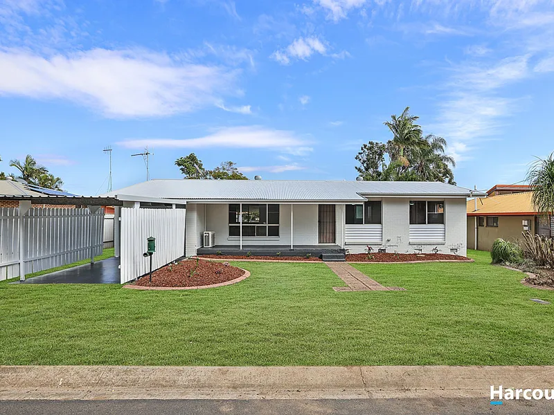 Freshly Renovated 3 Bedroom Brick Home in Avoca