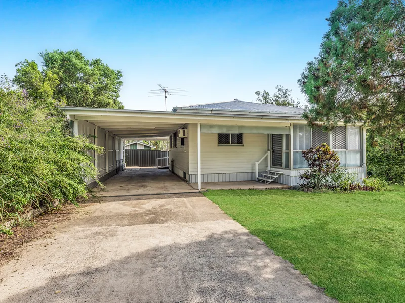 AMAZING VALUE MOVE IN READY, LOW MAINTENANCE HOME!