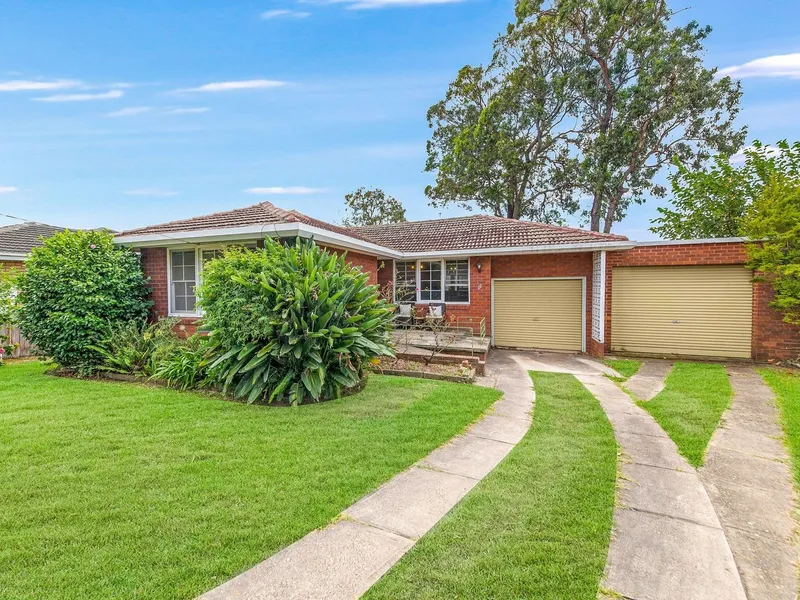 Comfortable solid brick home set on a peaceful 651.1sqm block