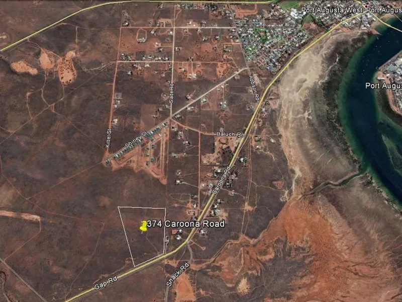 Large 17.31ha / 42.8ac Vacant Residential Land, with great development potential