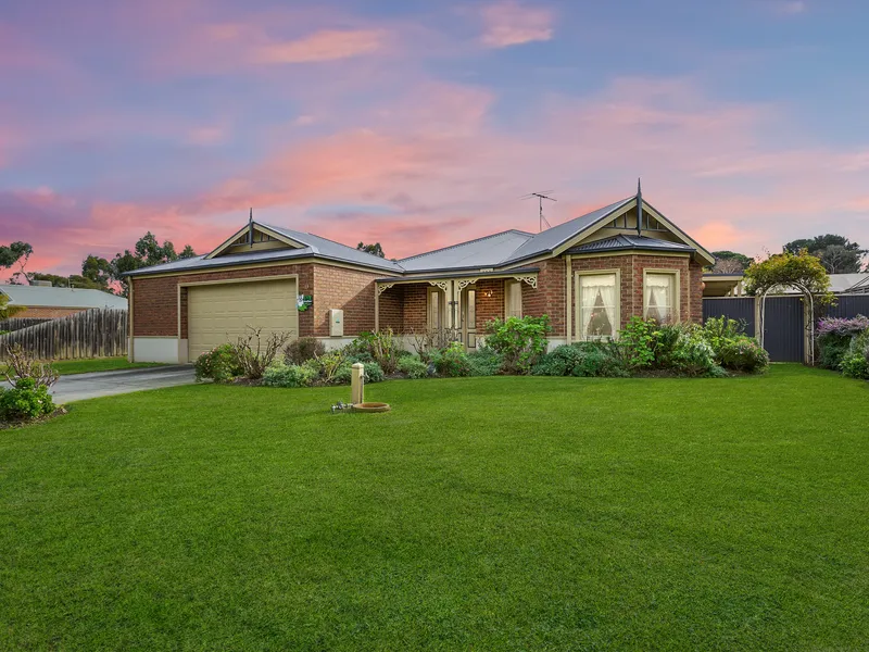 Old Tyabb Location - Rear access with huge shed