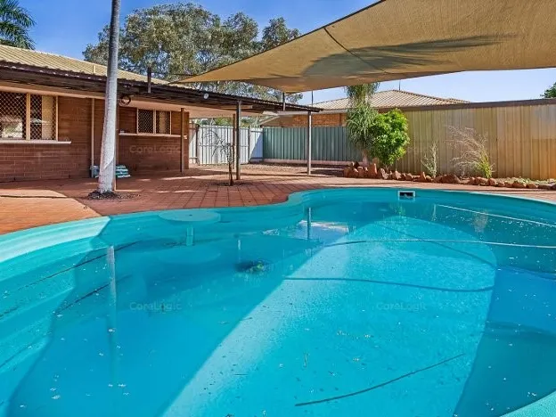 YOUR NEW HOME FOR XMAS! BREAK LEASE