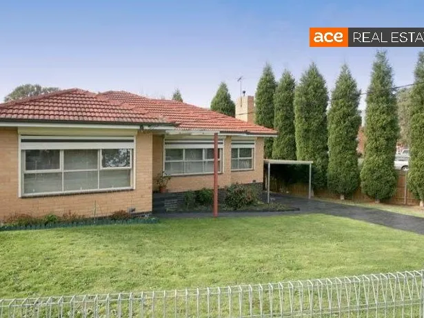 JUST MOVE IN DELIGHTFUL HOME..!!!