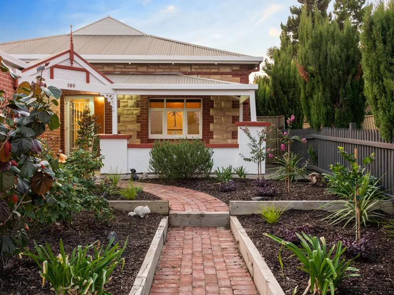 Renovated Coastal Gem - Your Dream Home by the Beach