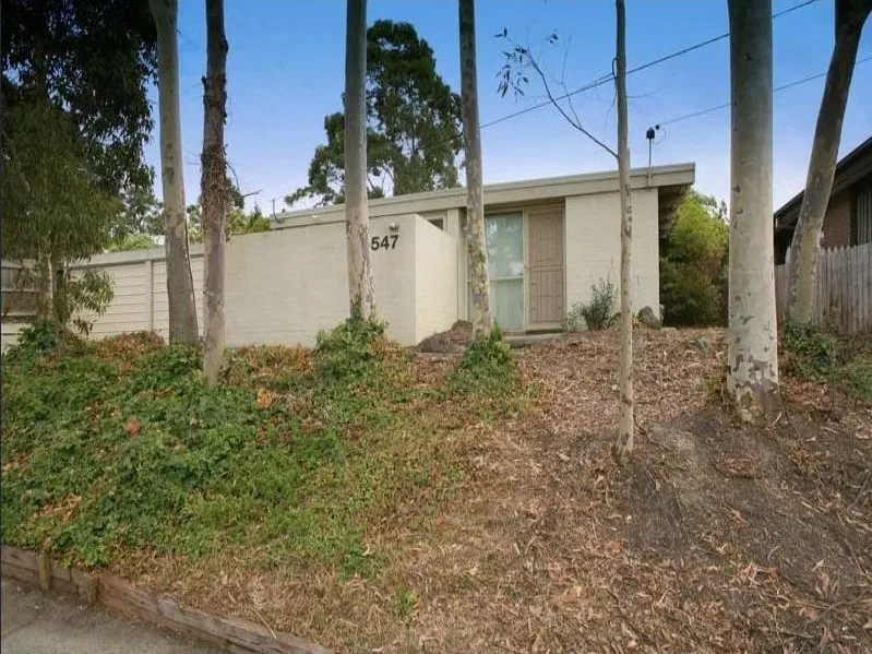 Huge home with beautiful views to gardens!