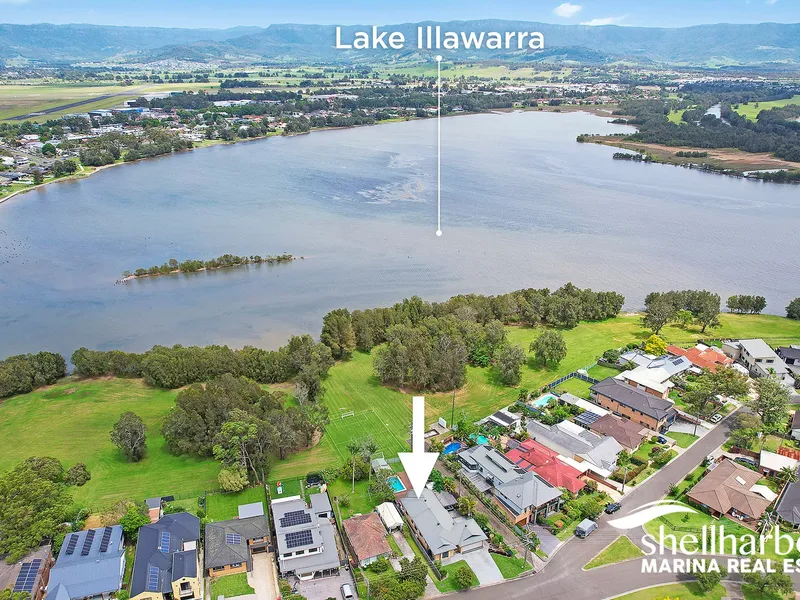 Lake Illawarra Waterfront Location set on Enormous Entertainers Sized Block