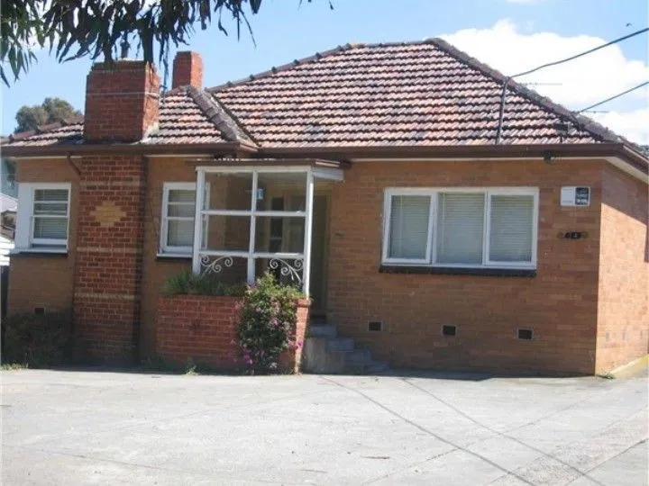 GREAT 3 BEDROOM BEAUTY!