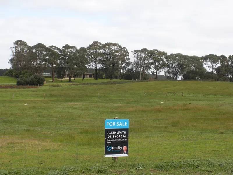 RURAL LIVING WEST OF MOUNT GAMBIER