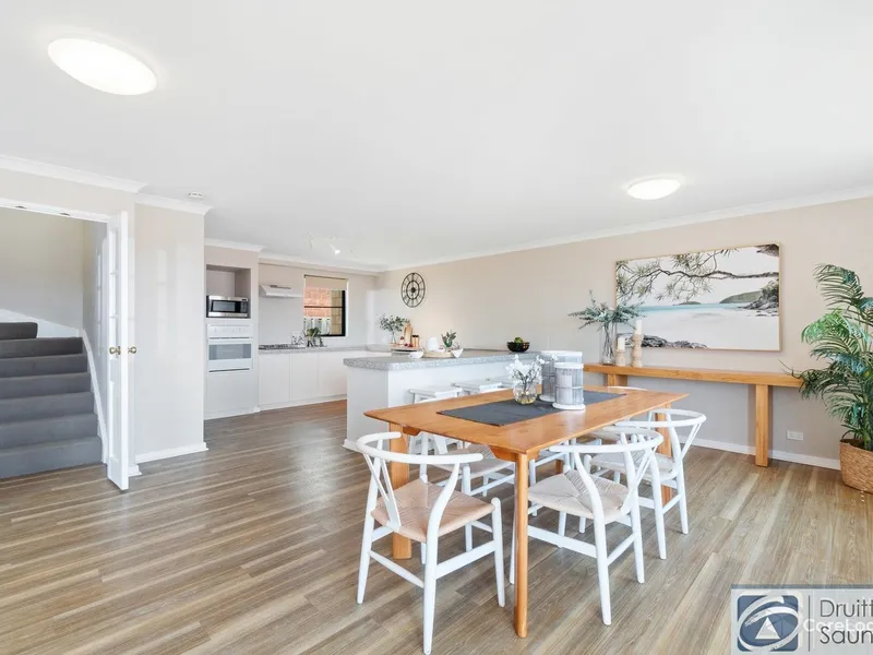 Dreams can be reality with this harbour side delight!