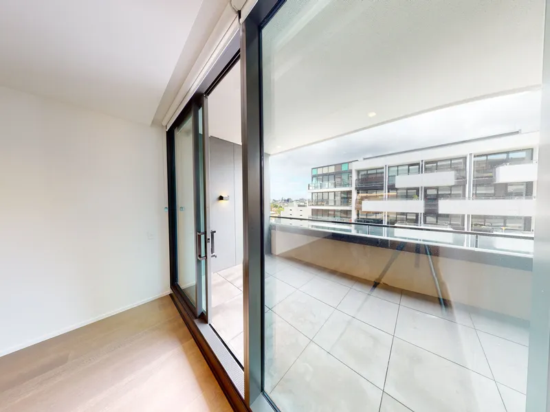 Seventh Floor City Facing ParkHouse Apartment