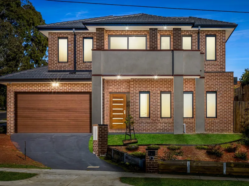 Architecturally designed contemporary home in Mount Waverley Secondary College catchment (STSA)