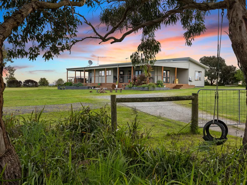 Unique Country Living