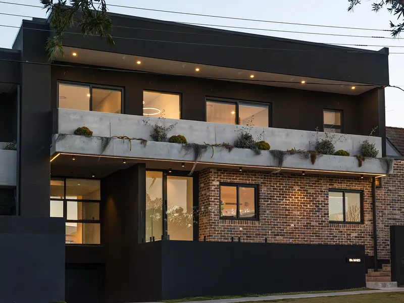 Family home with modern elegance and luxurious living in a central location