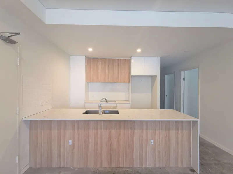 OFF THE PLAN APARTMENT NEAR COMPLETION