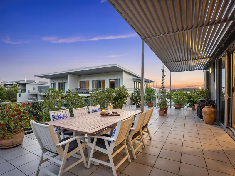 PENTHOUSE MUST SELL