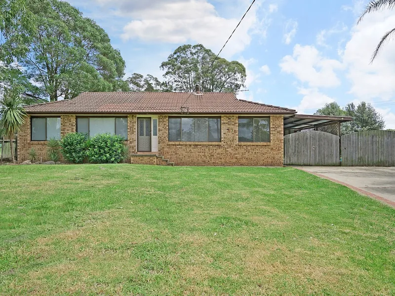 THREE BEDROOM WITH POOL