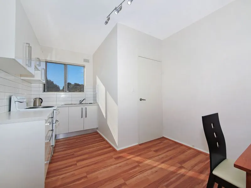 ONE-BEDROOM APARTMENT IN CAMPSIE