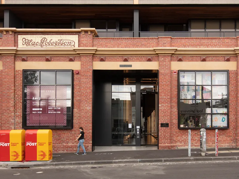 OPULENT LIVING IN THE ECLECTIC FITZROY