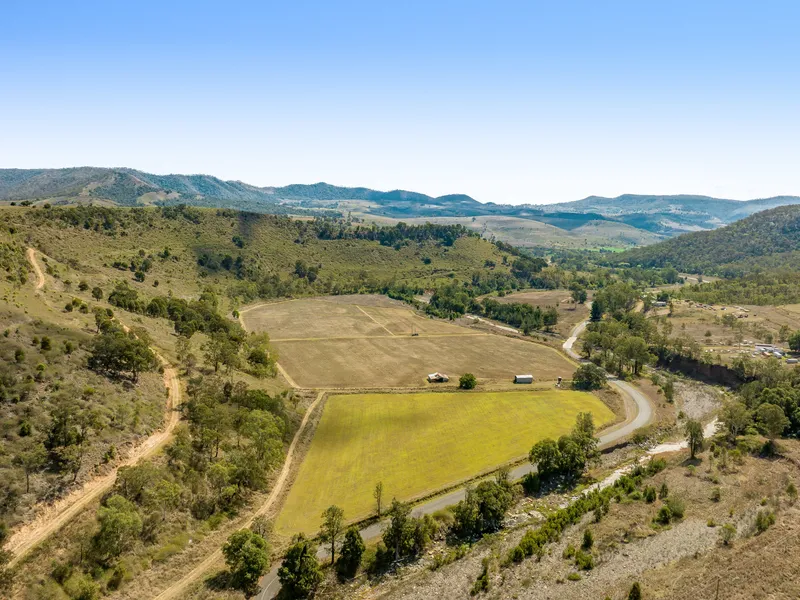 Irrigation, Hay, Horticulture and Cattle production set in the scenic East Haldon valley. Buy as a whole or individually.